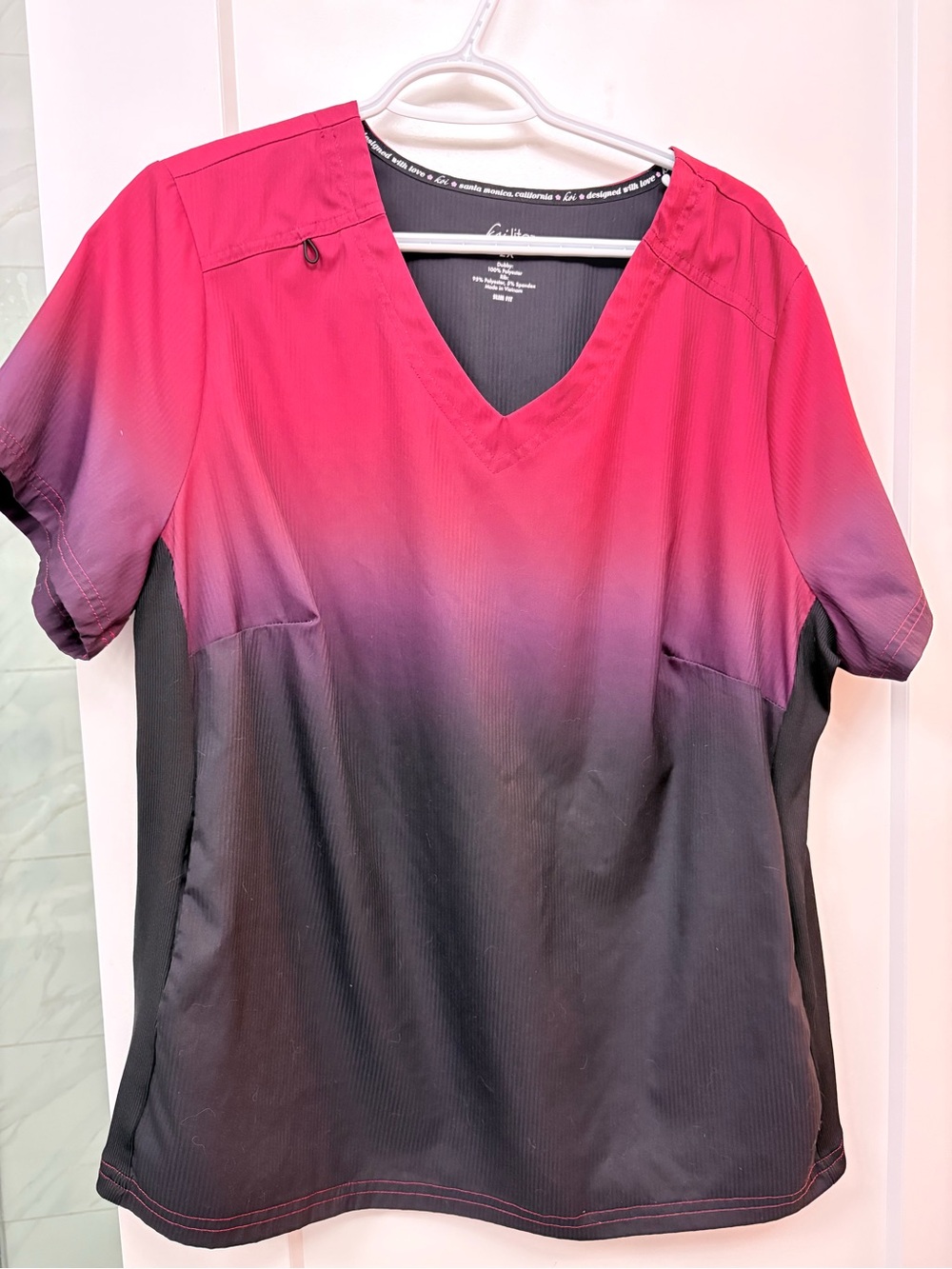 Koi lite slim fit Women's Ombré V-Neck Short Sleeve scrub top